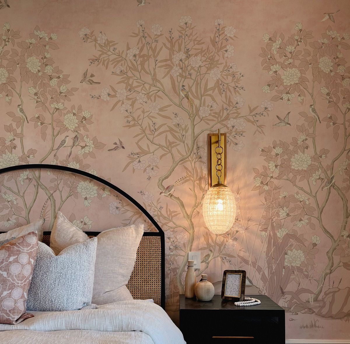 A Masterclass in Chic Wallpaper for 2026