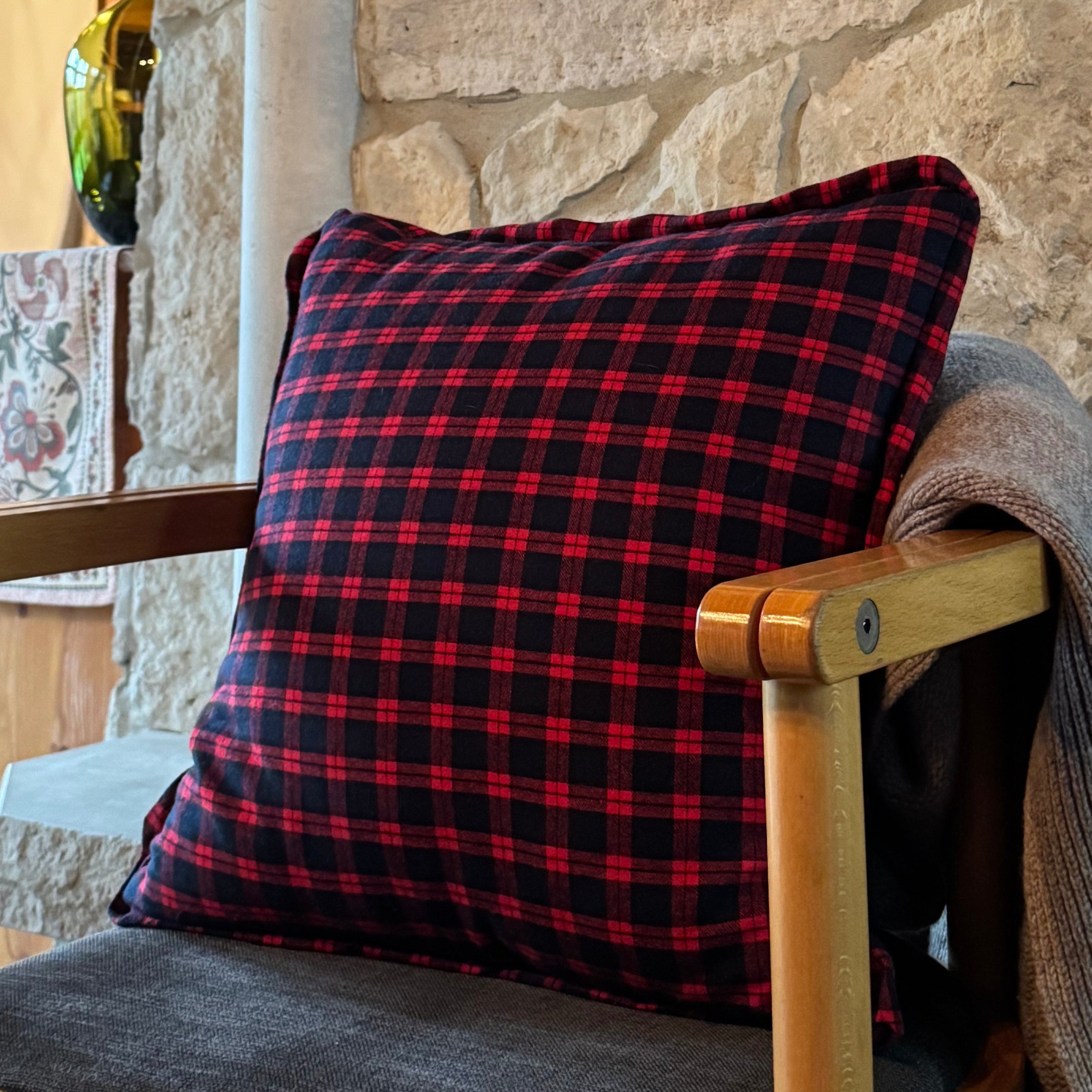 Kassari Cushion
